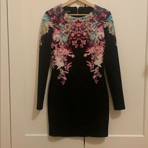Bebe long sleeve dress